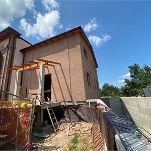 Villa In Vendita a Valsamoggia