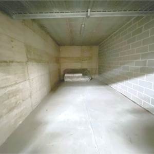 Garage In Vendita a Vignola