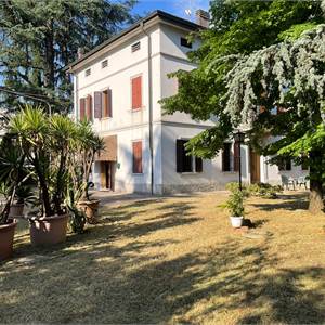 Villa Bifamiliare In Vendita a Vignola