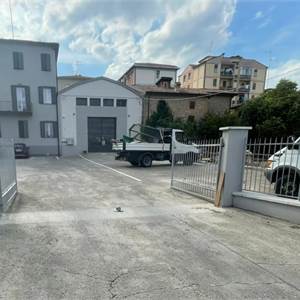 Capannone In Affitto a Vignola