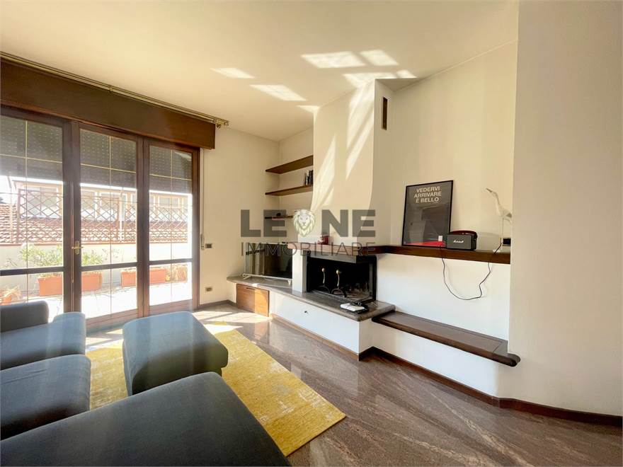 sala NON arredata 