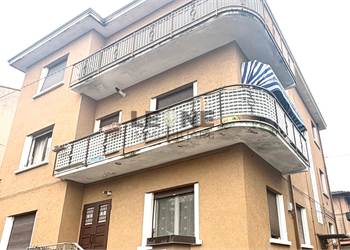 VIVERE IN ALTO: ULTIMO PIANO RISTRUTTURATO CON VISTA LIBERA