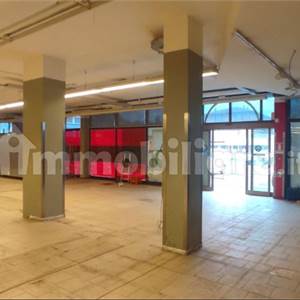 Negozio In Affitto a Savignano sul Panaro