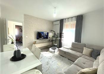 APPARTAMENTO COMPLETAMNETE RISTRUTTURATO 
