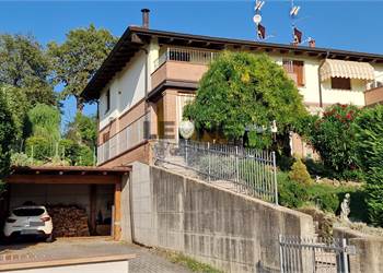 VILLETTA A SCHIERA IN BIFAMILIARE A GUIGLIA IN ZONA PANORAMICA
