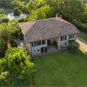 Azienda Agricola In Vendita a Valsamoggia